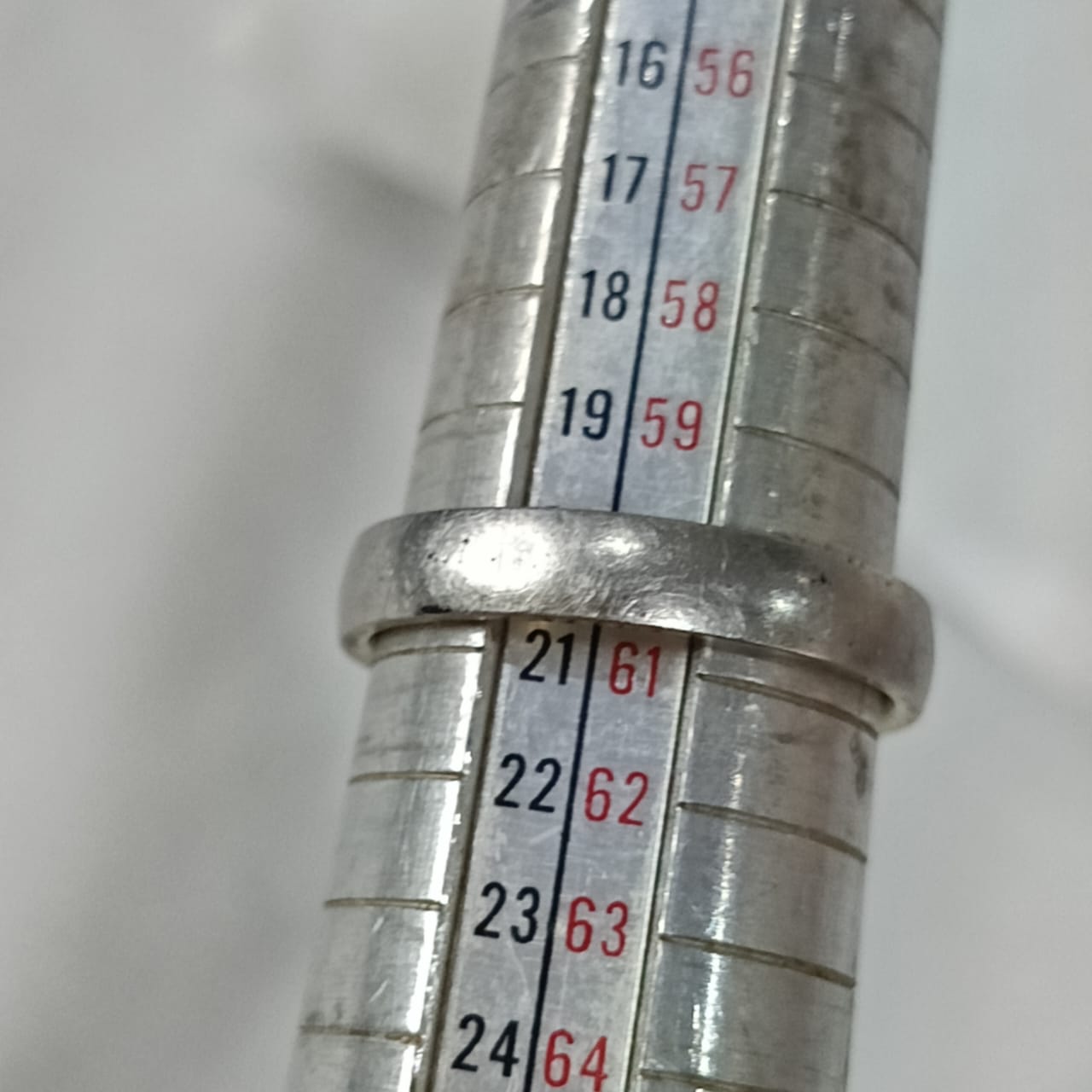 خاتم معدني acier
