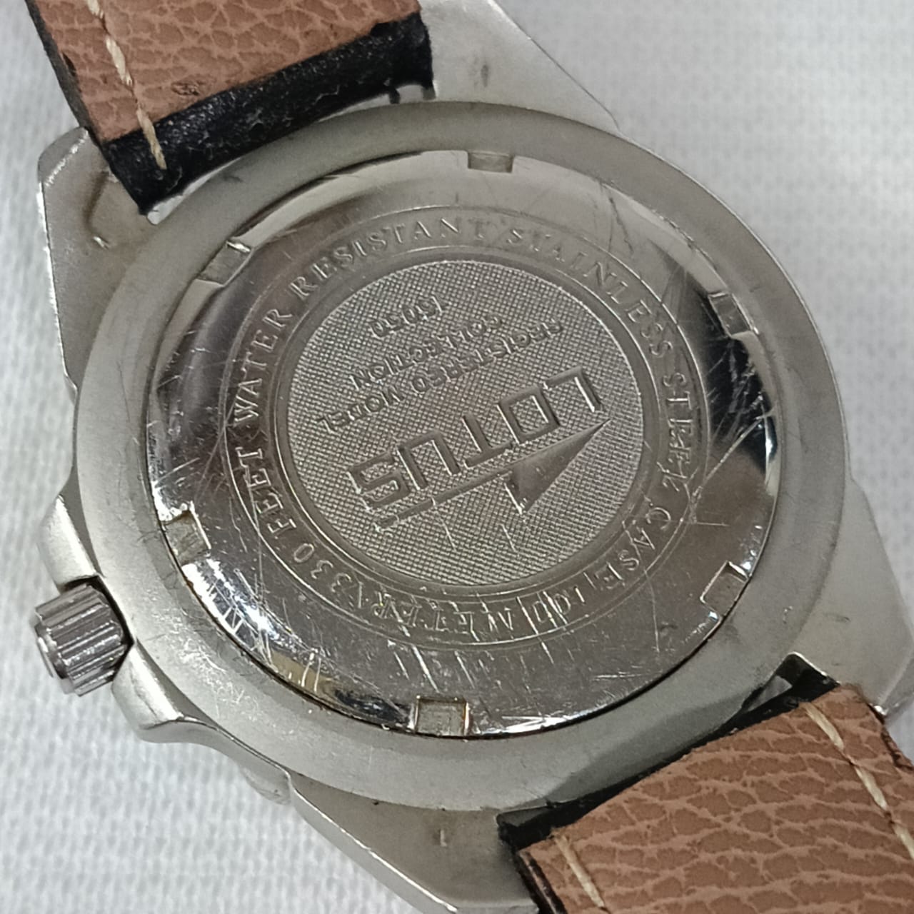 Montre lotus Quartz original