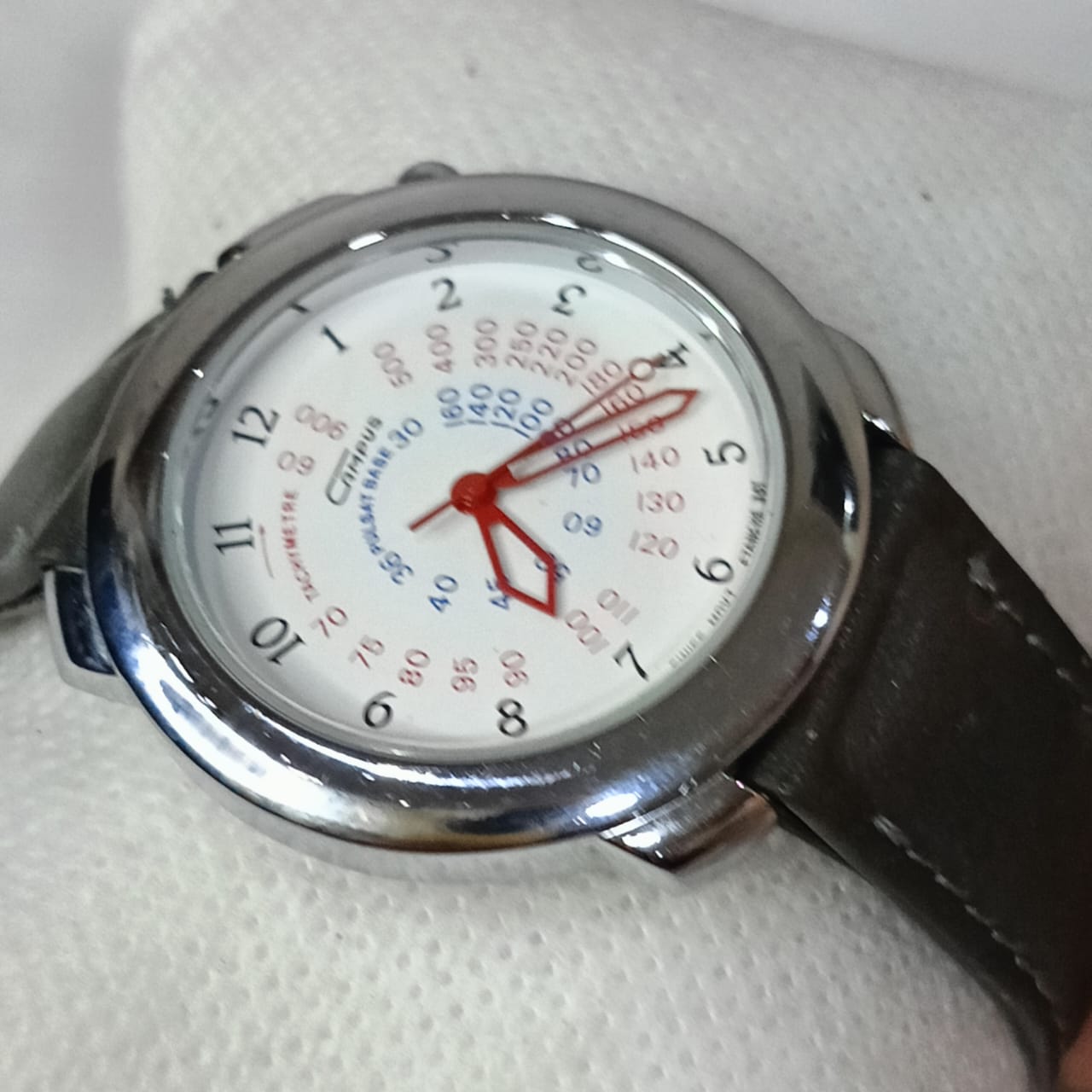 Montre campus France original