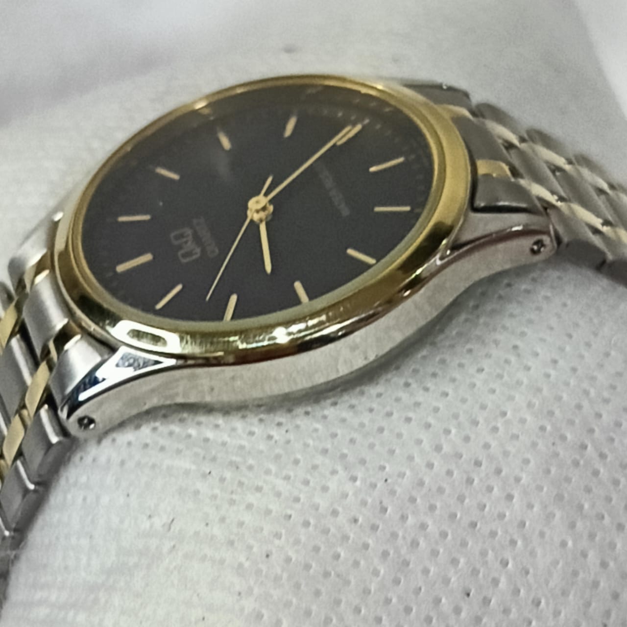 Montre QQ femme original Quartz