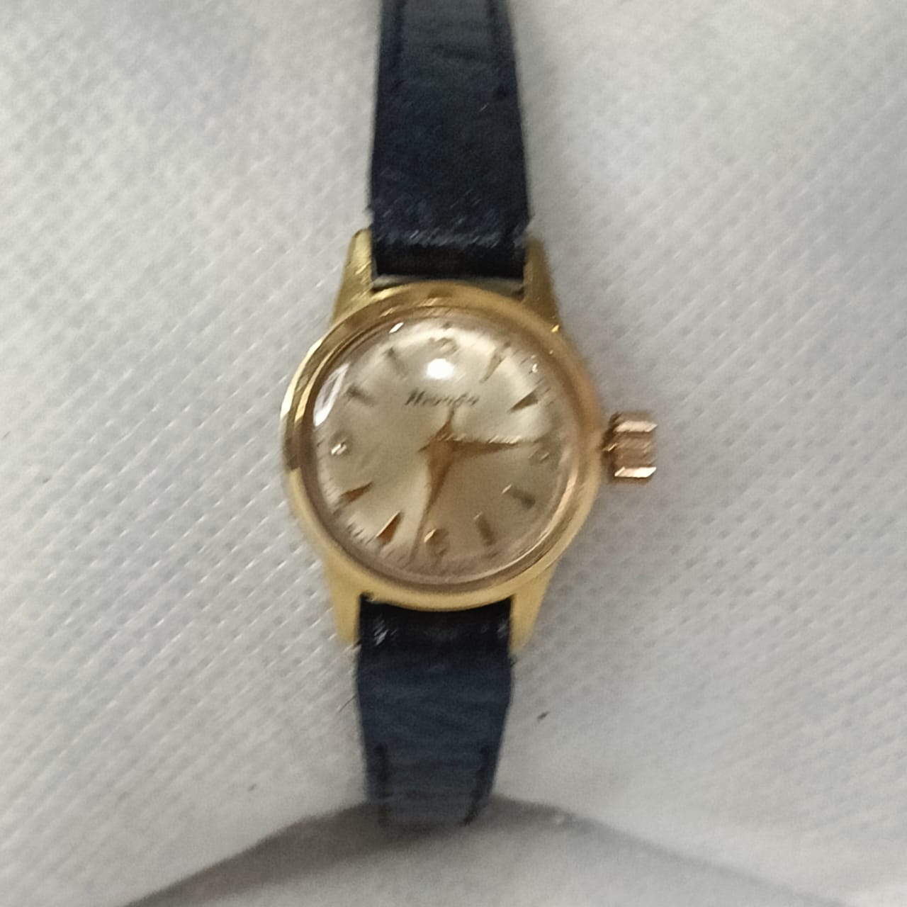 Montre nivada femme mécanique vintage