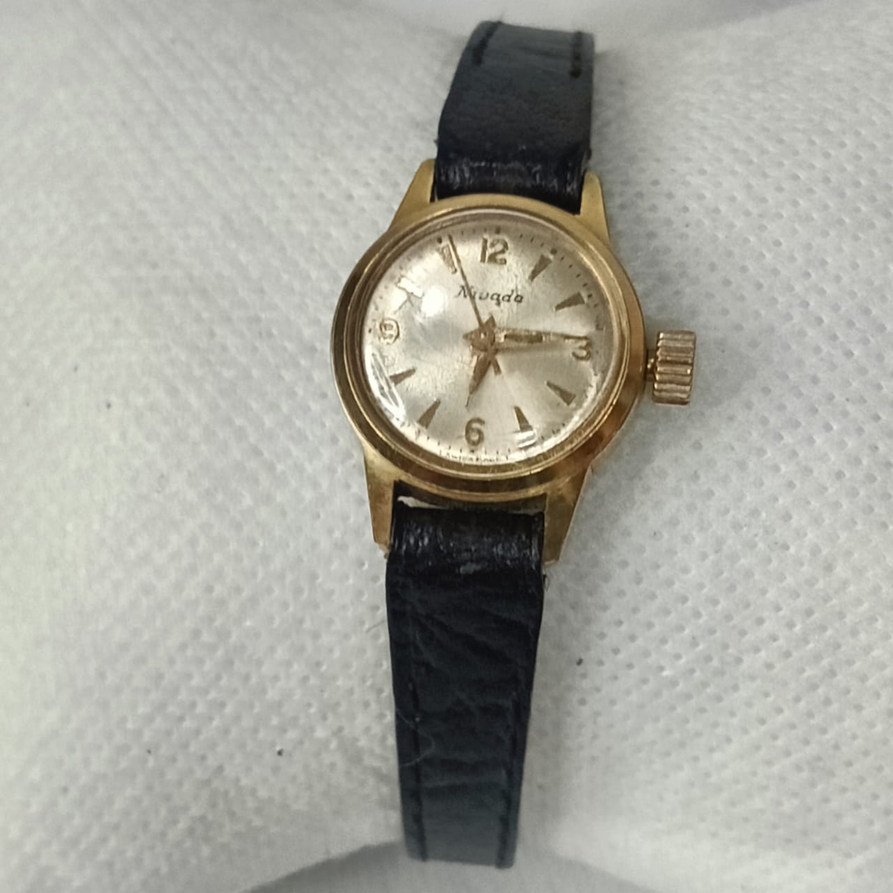 Montre nivada femme mécanique vintage