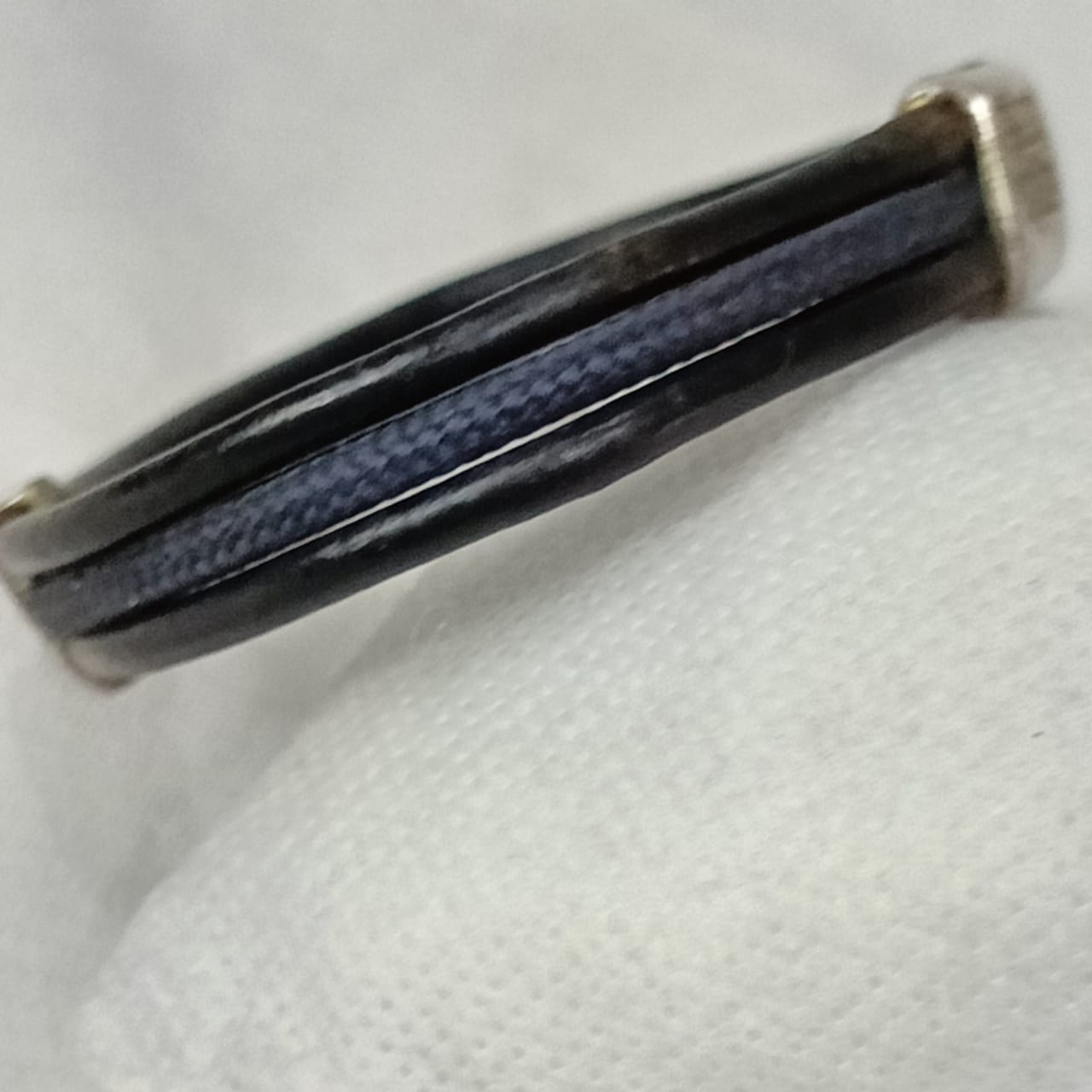 Bracelet en cuir argenté antique original