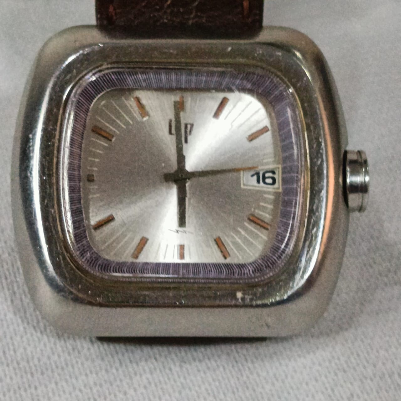 Montre lip Quartz original vintage
