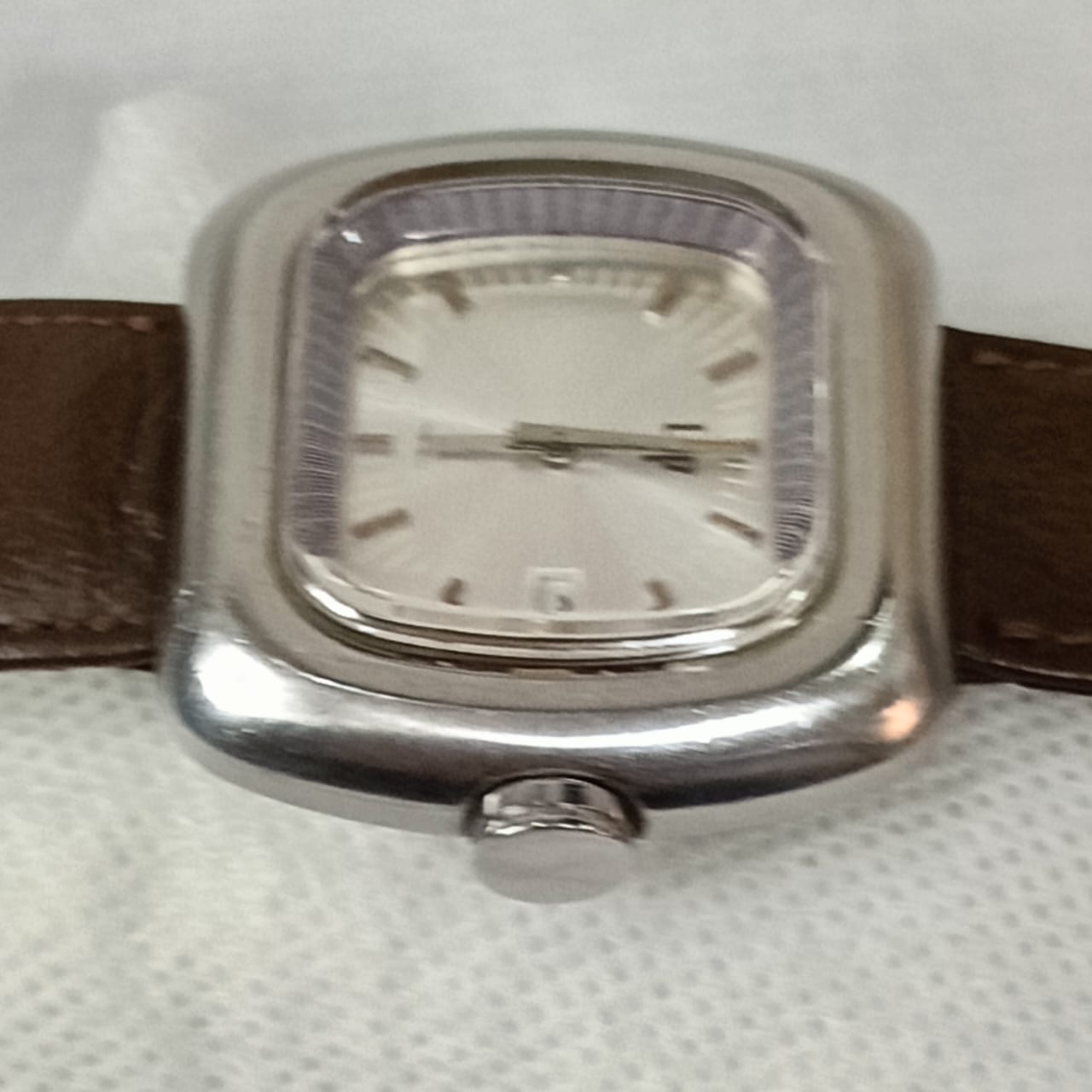 Montre lip Quartz original vintage