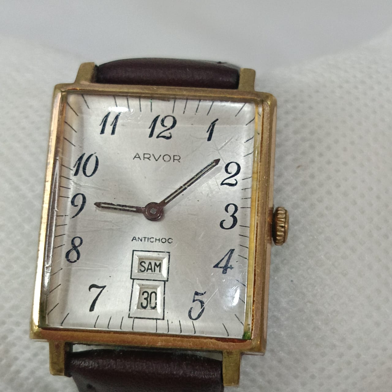 Montre arvor mécanique vintage original