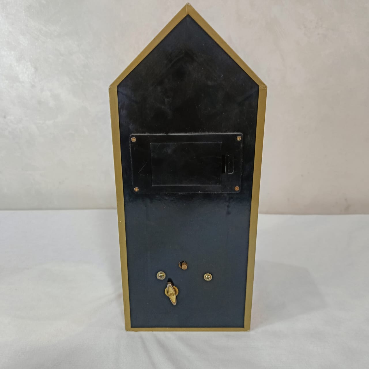 Horloge Quartz musique mécanique vintage