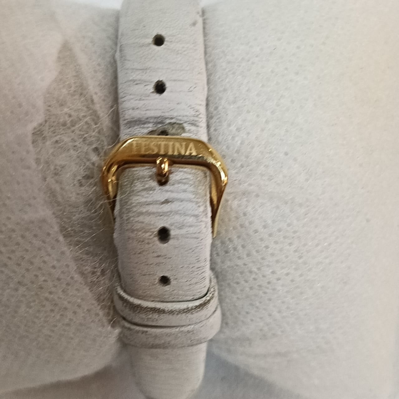 Montre Festina femme tableau nacre blanche Quartz plaqué or