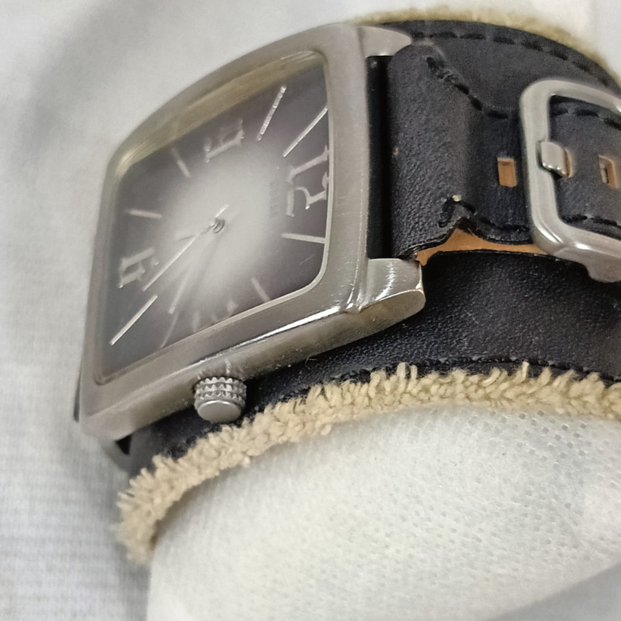 Montre Guess Quartz original rare vintage