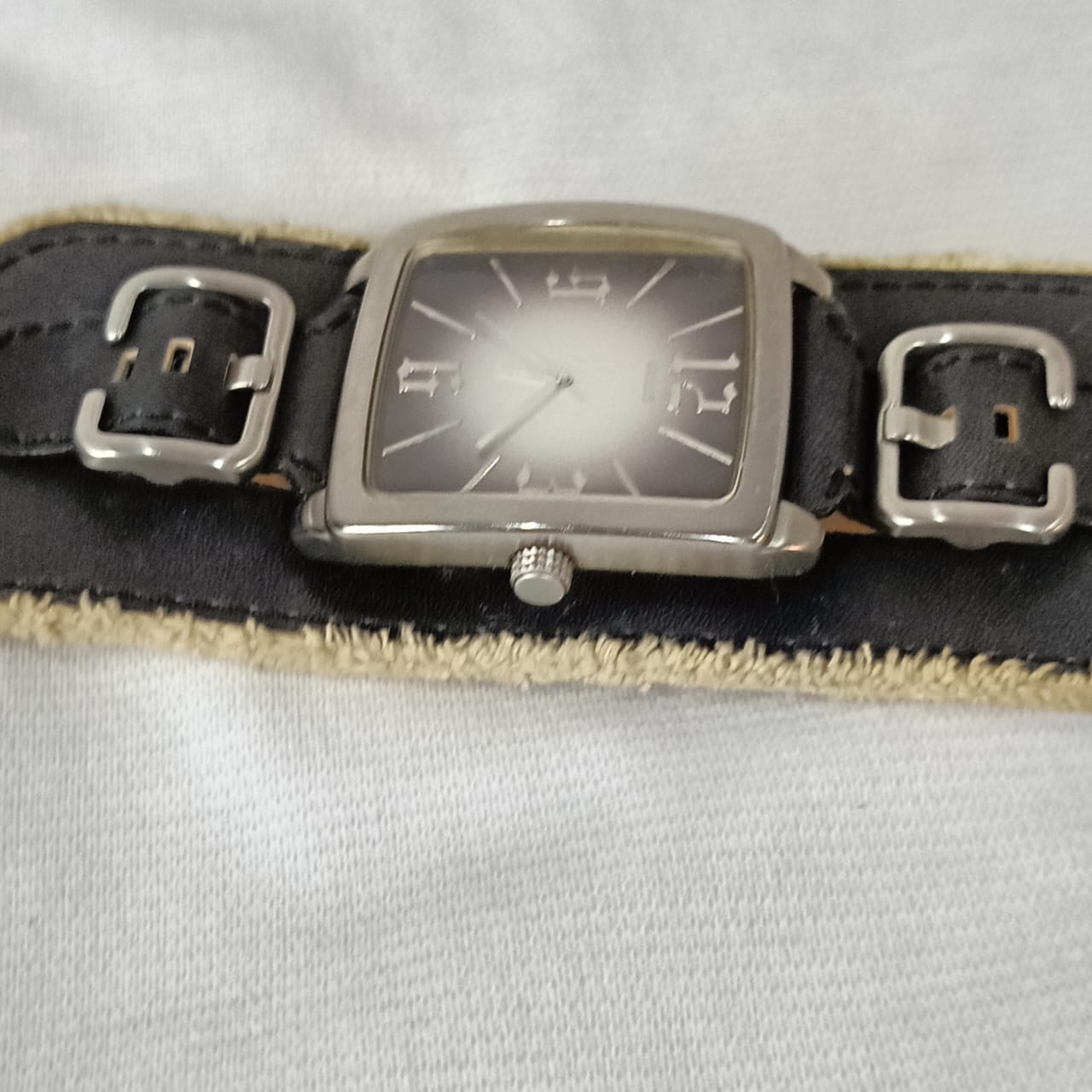 Montre Guess Quartz original rare vintage