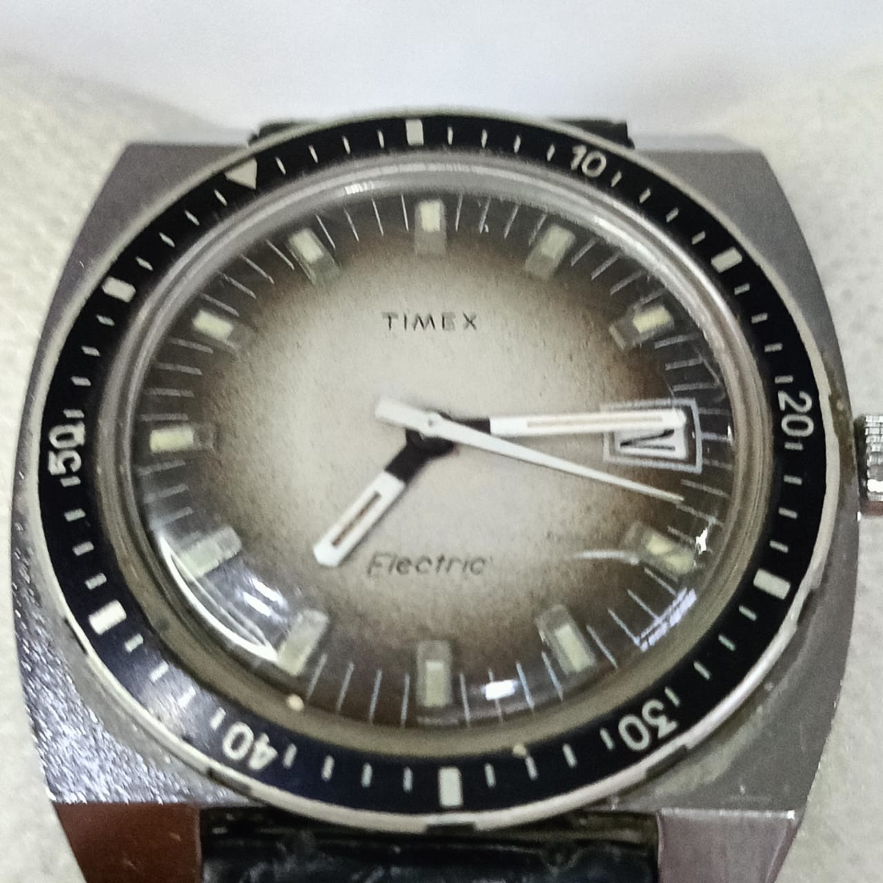 Montre timex elctro- mécanique vintage original