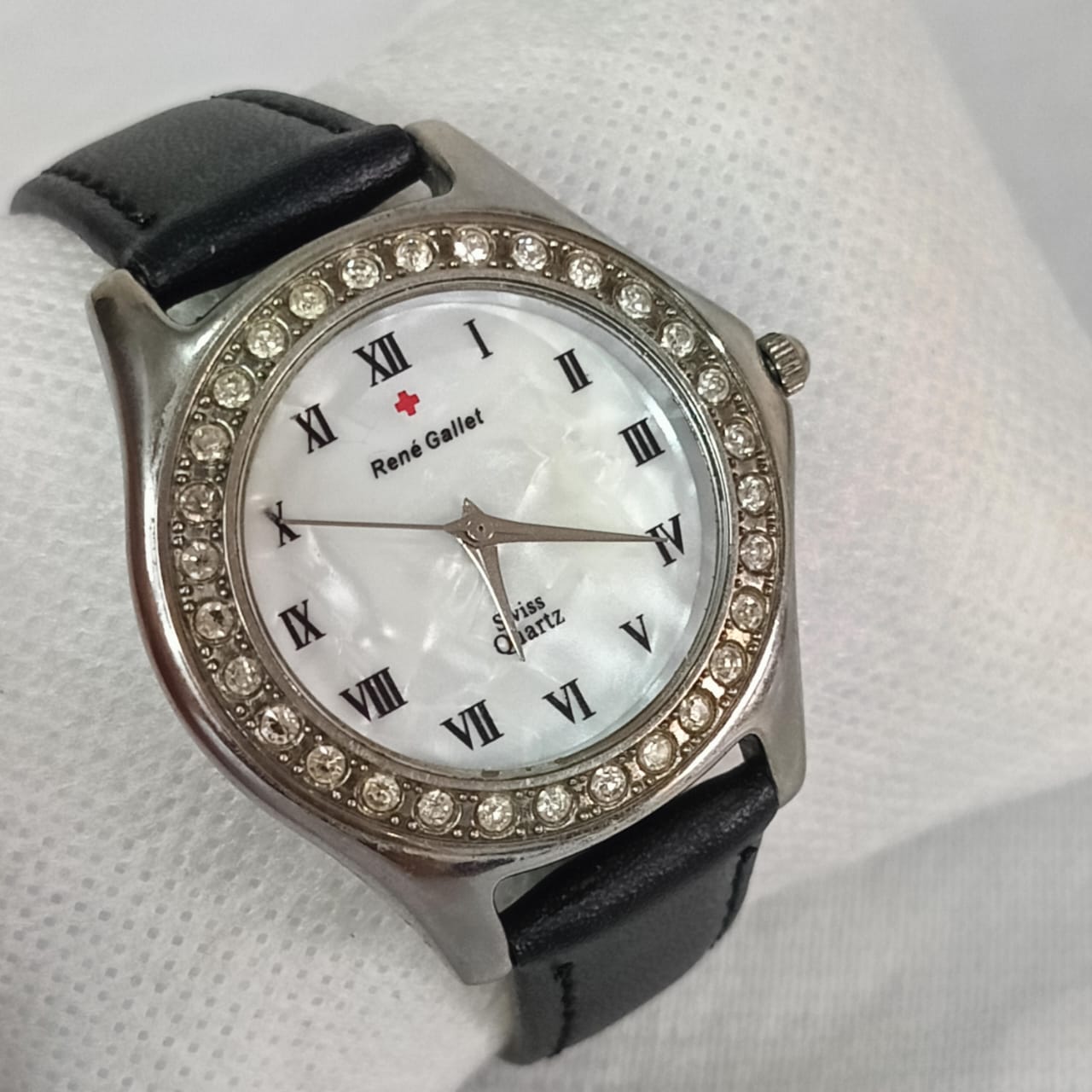 Montre rené Gallet femme original Quartz
