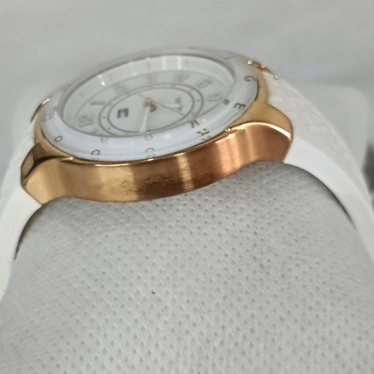 Montre Festina femme original Quartz