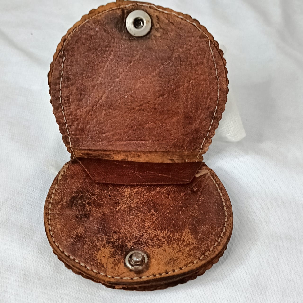 Ancien portefeuille en cuir vintage original