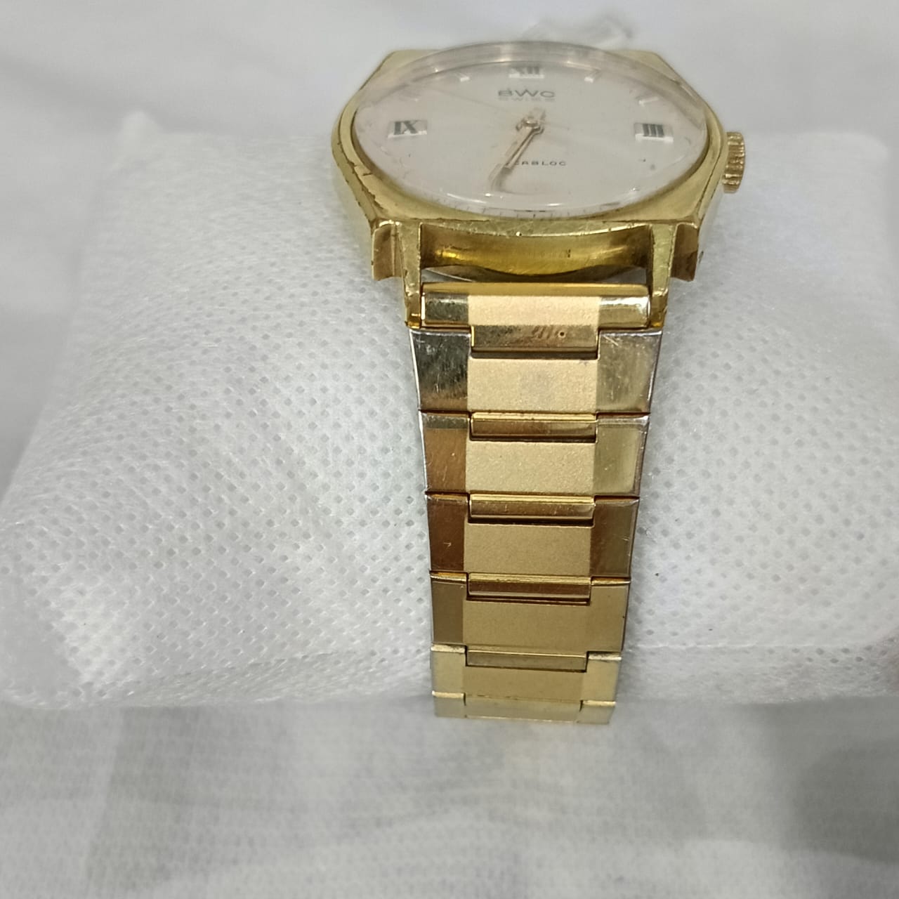 Montre BWC swiss mécanique vintage original plaqué or