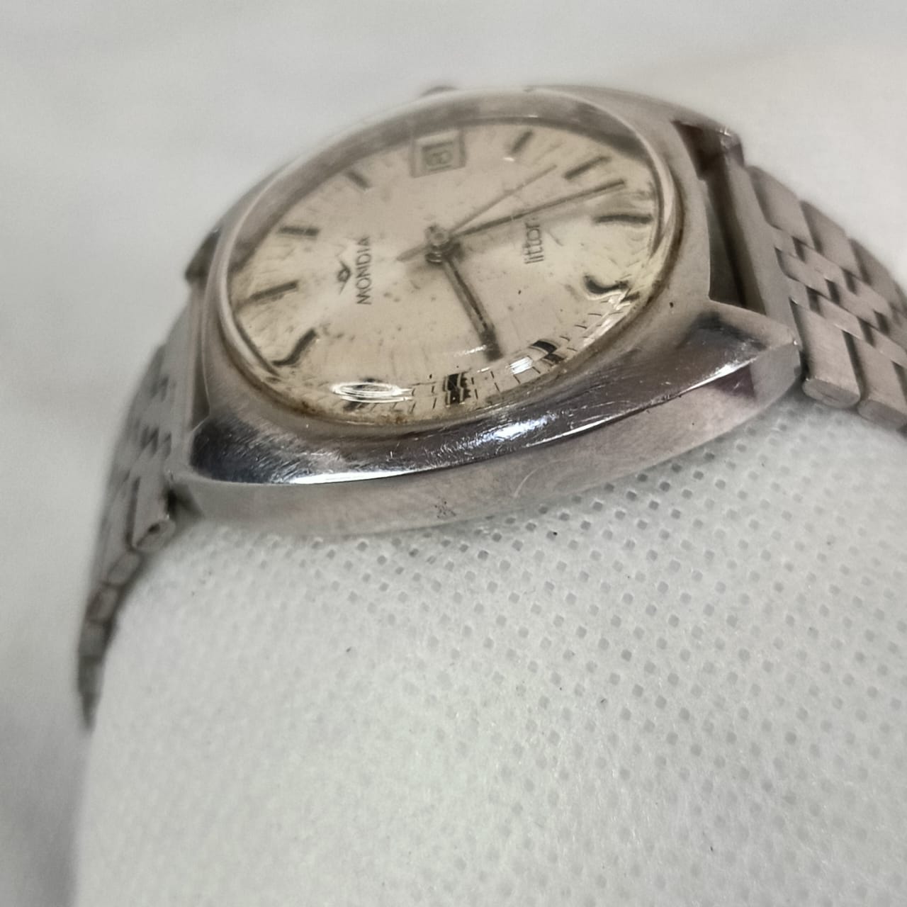 Montre mondia Mécanique vintage acier inoxydable&nbsp;