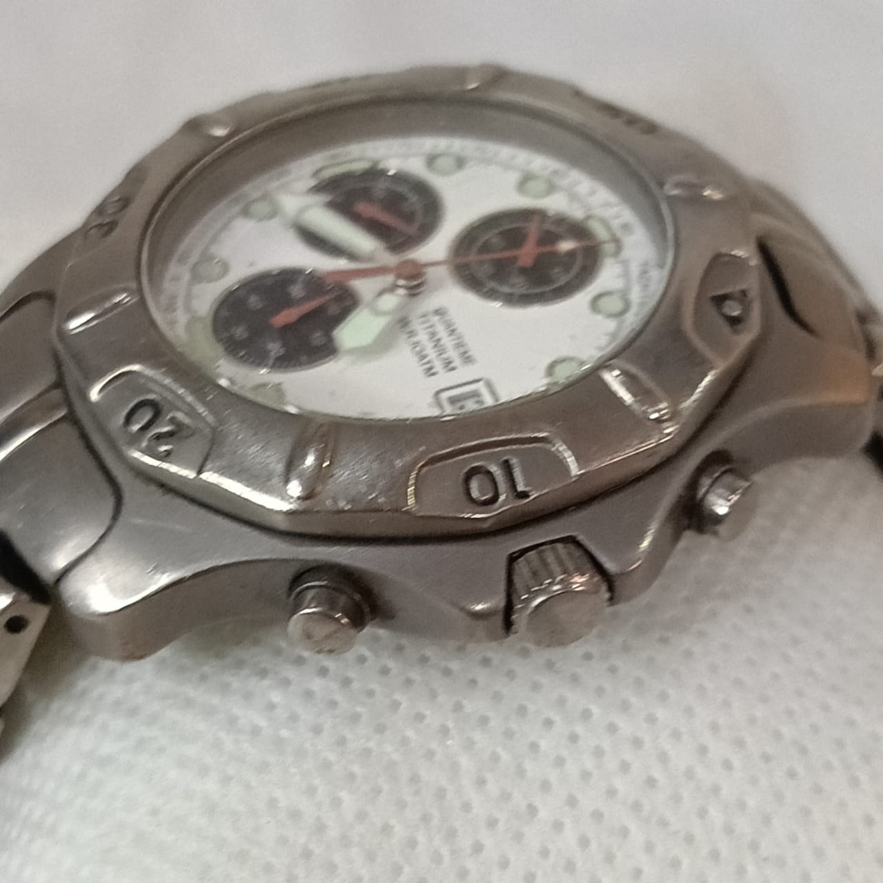Montre quantième titanium original Quartz