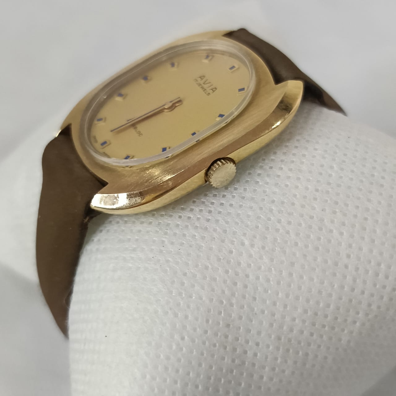 Montre Avia mécanique vintage original