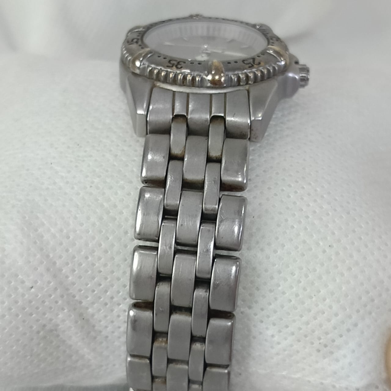 Montre Festina femme titanium original Quartz