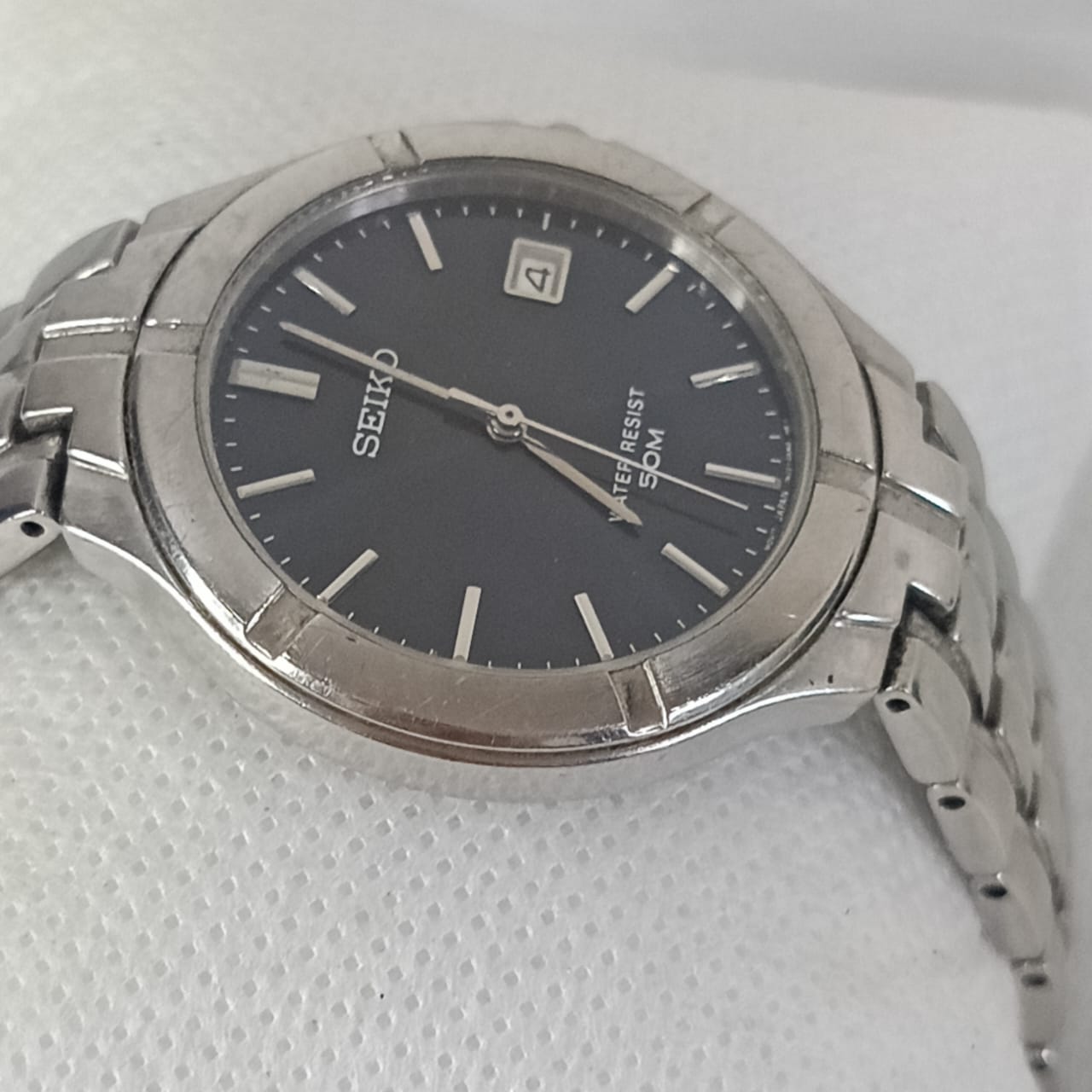 Montre Seiko extra plat Quartz acier inoxydable