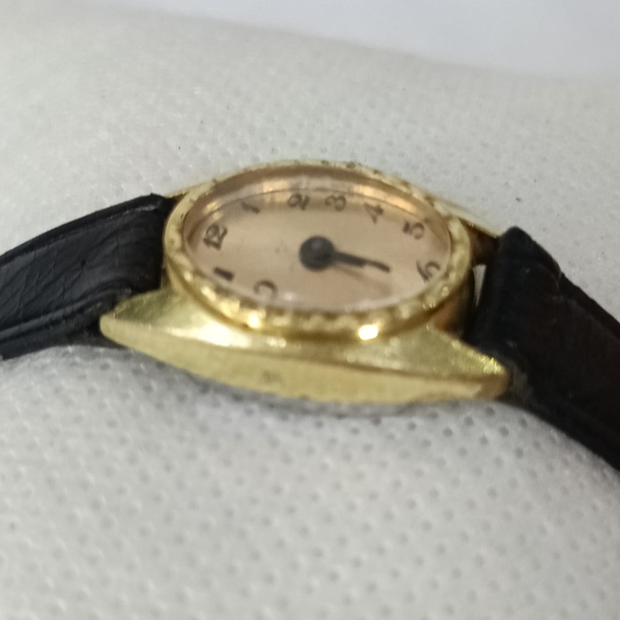 Montre mécanique femme vintage original en plaqué or