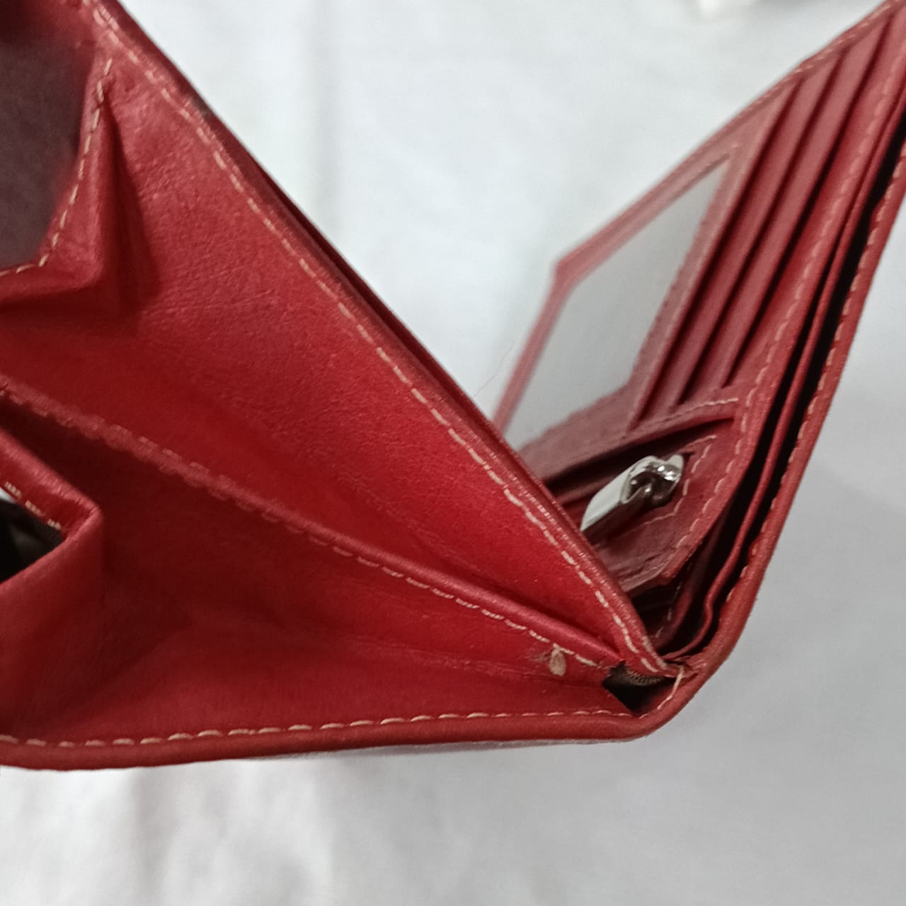 Portefeuille lugupell en cuir rouge vintage original