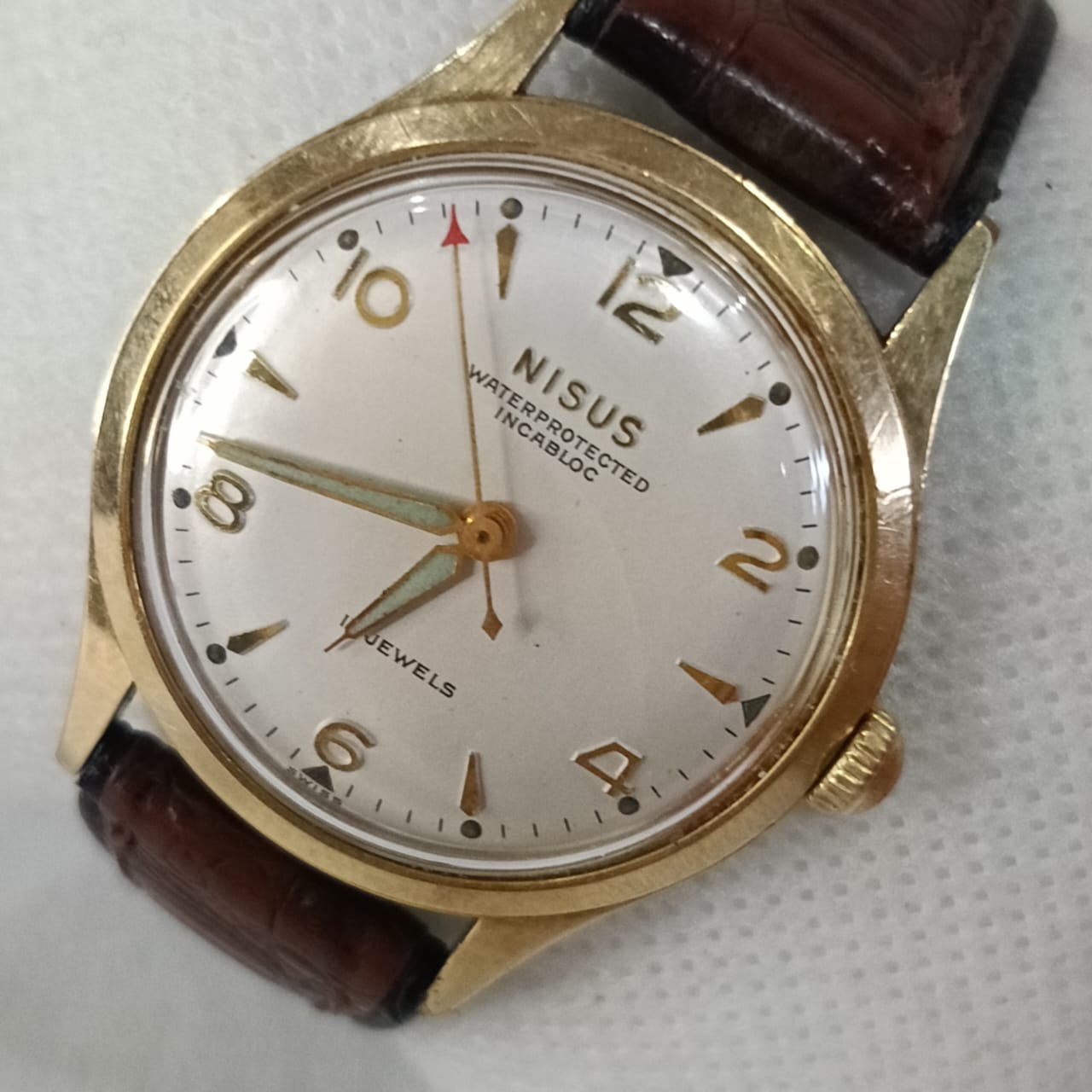 Montre nisus mécanique vintage original