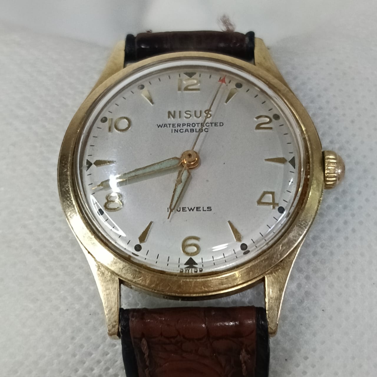 Montre nisus mécanique vintage original