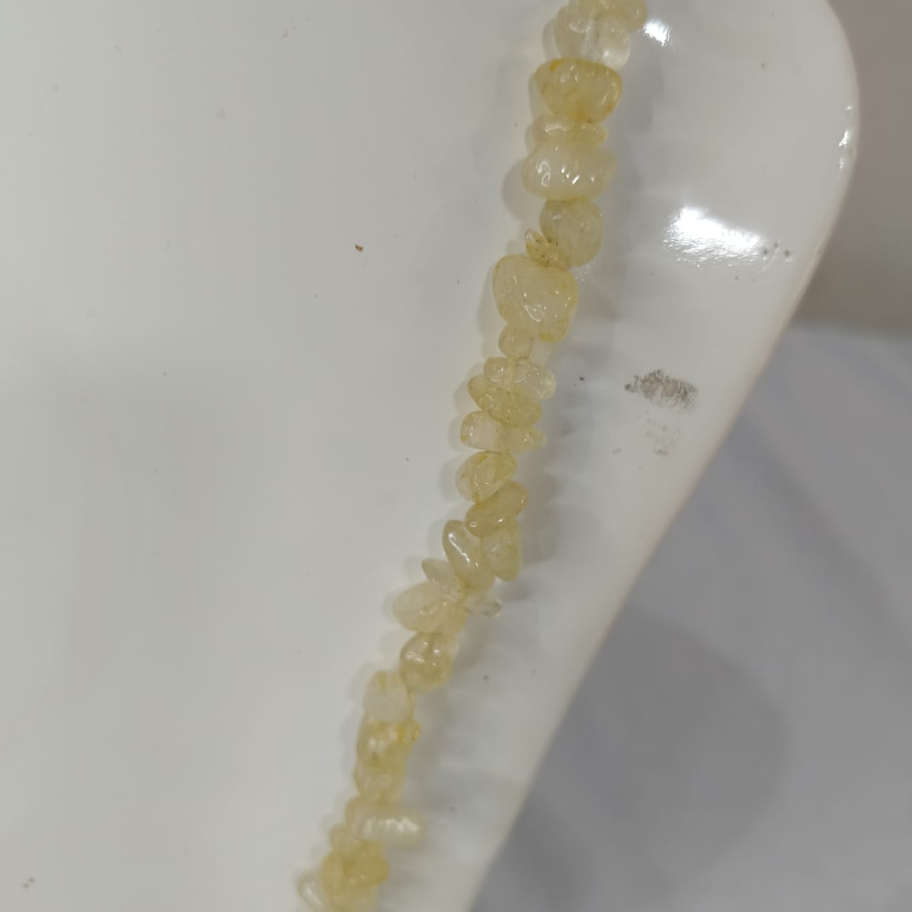عقد جميل بحجر سترين - طول مغلق 35cm