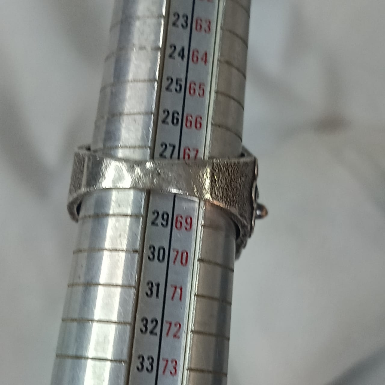 خاتم فضة بحجر حديد صيني قديم