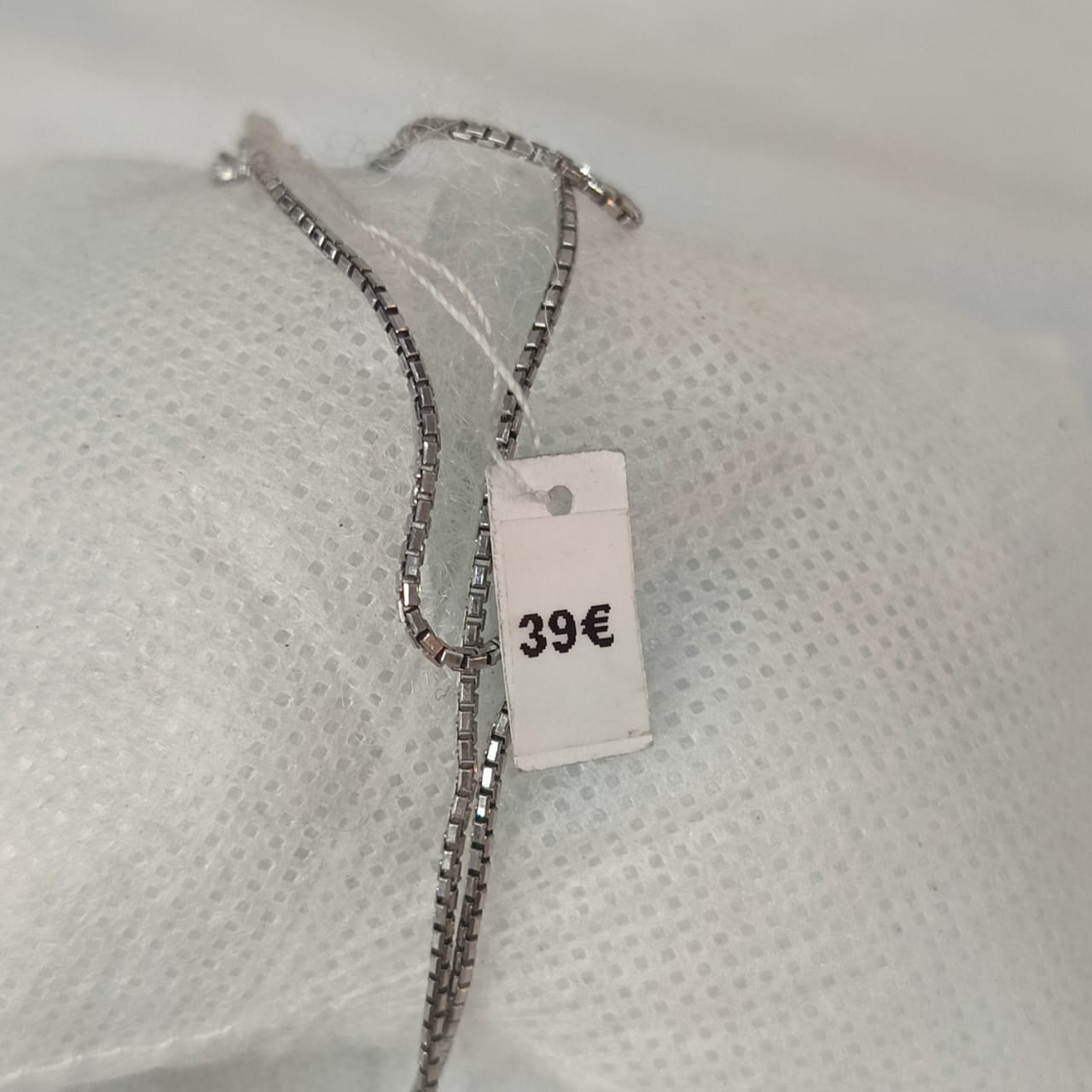 سلسلة فضة تحفة
