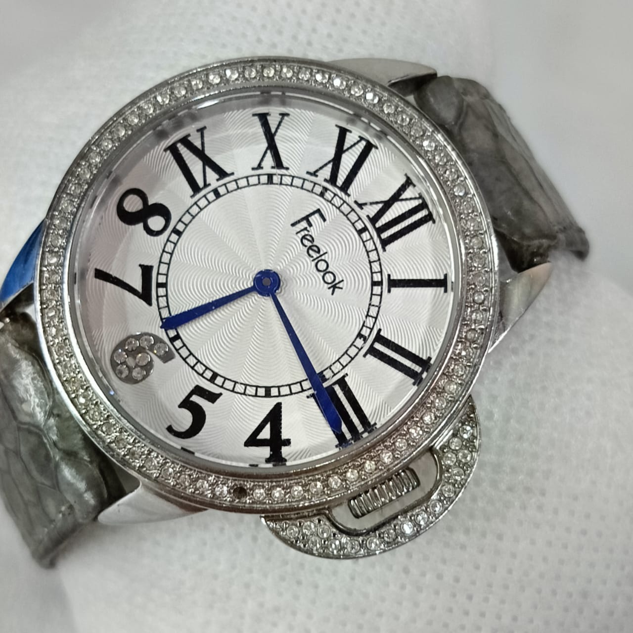 Montre freelook femme original