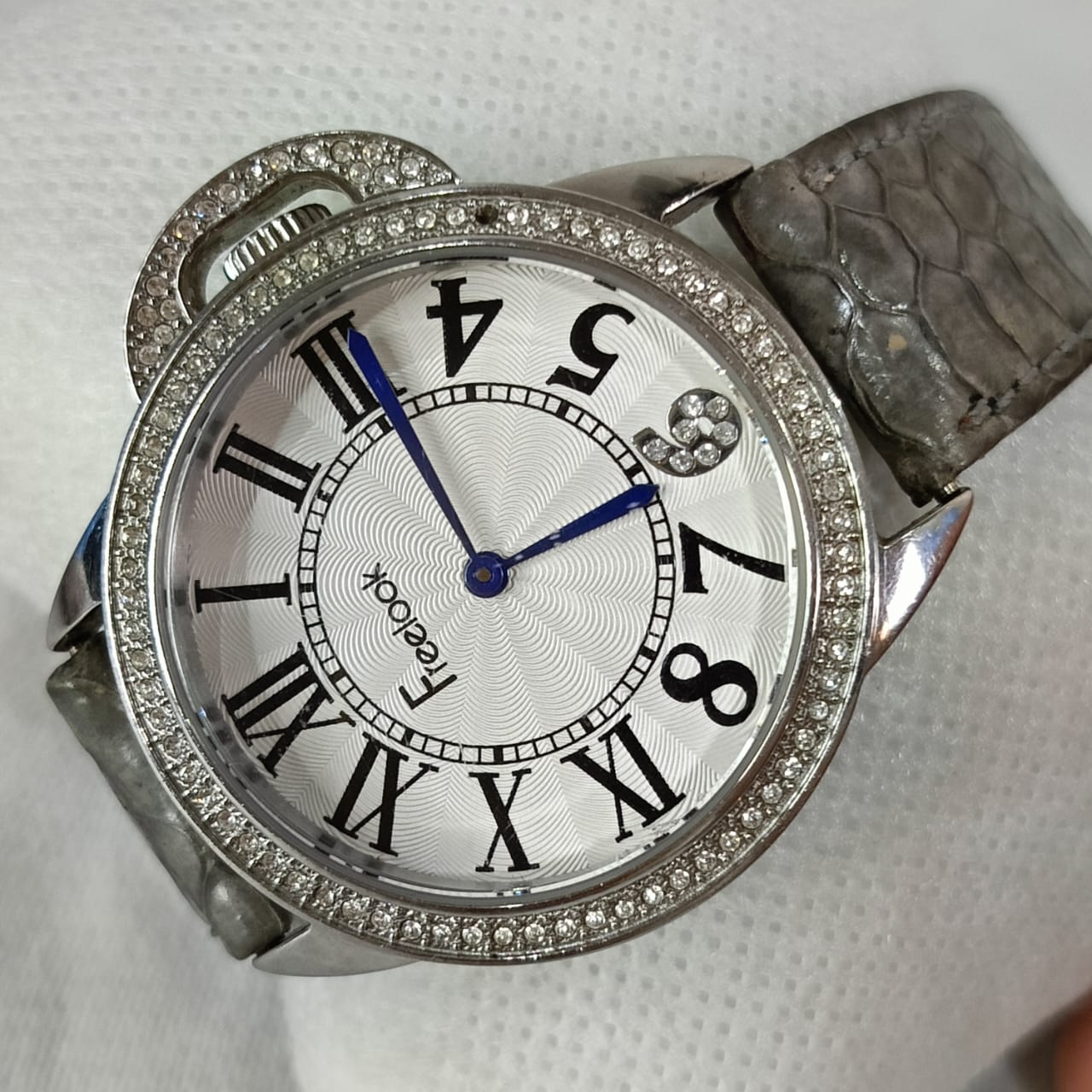 Montre freelook femme original