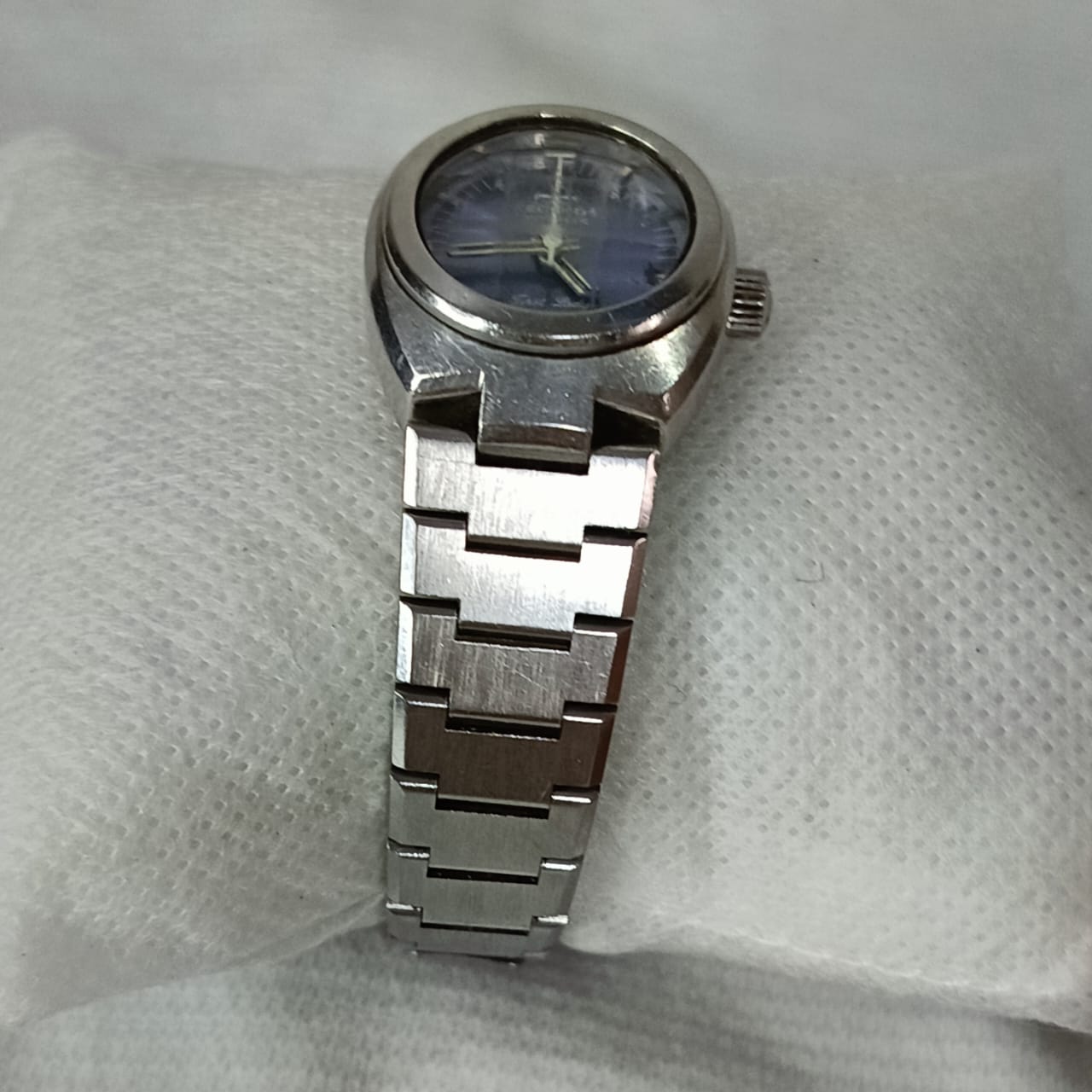 Montre technos femme automatique original