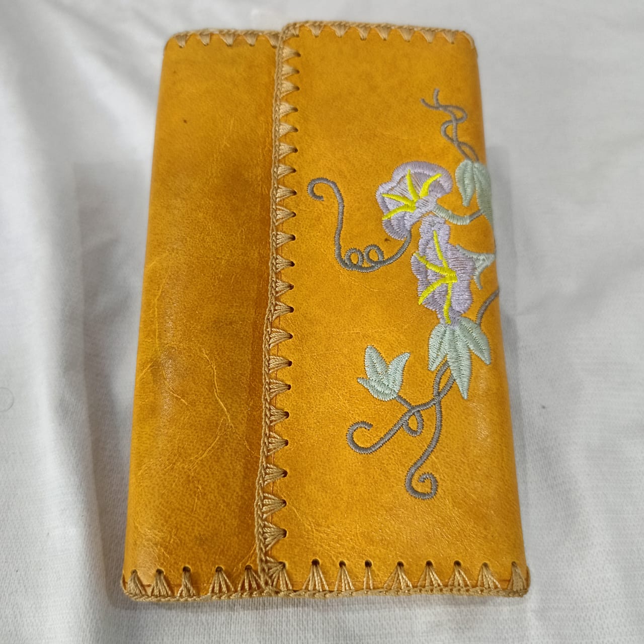 Portefeuille en cuir vintage original