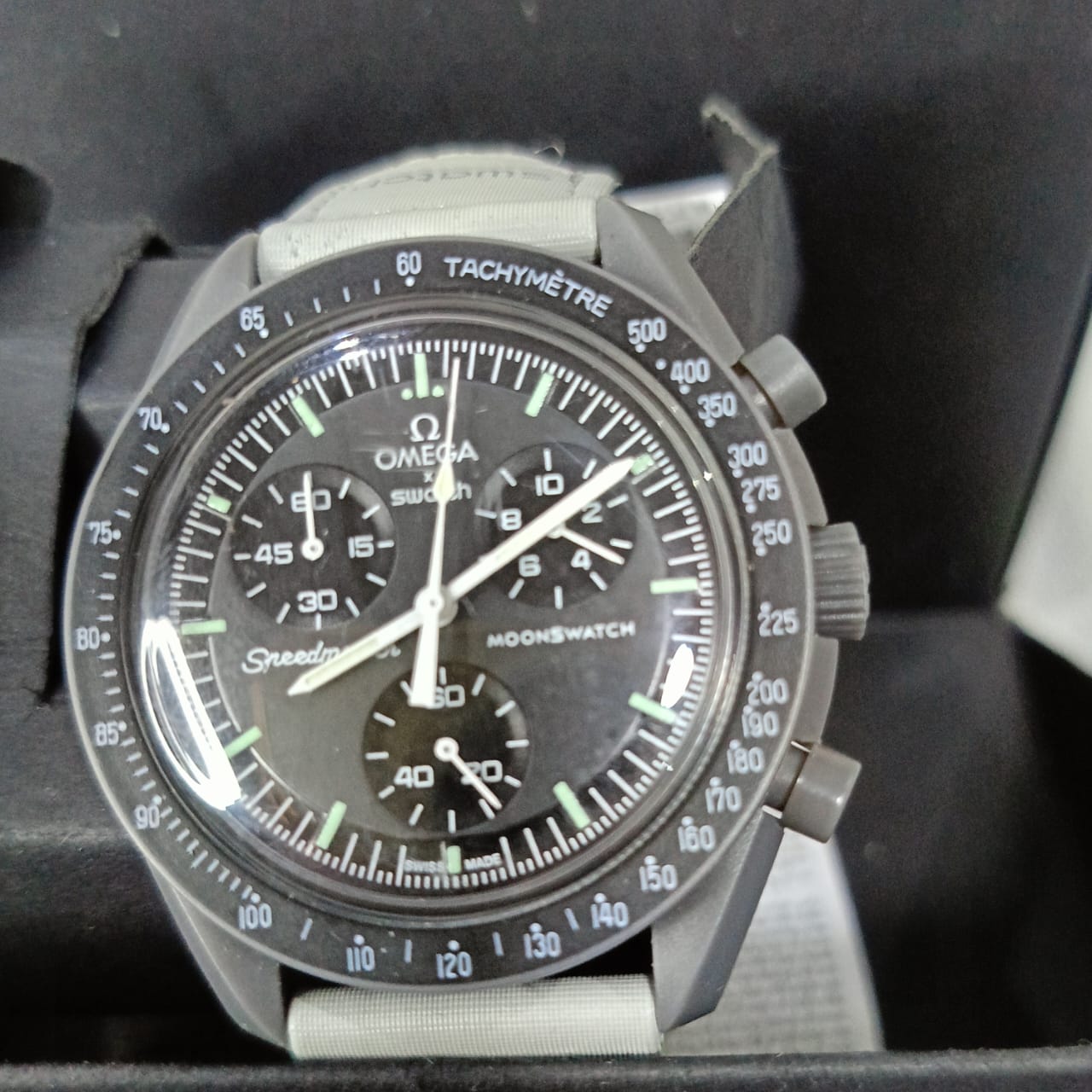 Montre Omega/ switch chronographe original Quartz