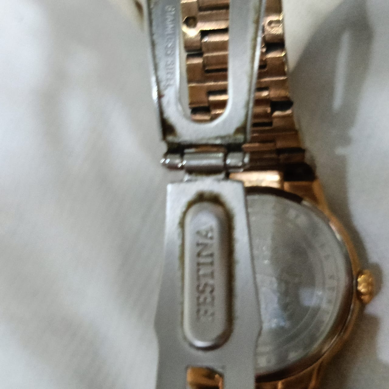Montre Festina femme original en plaqué or