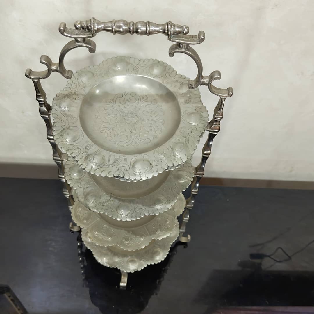 تحفة عتيقة خاصة بالحلويات
52/22cm
Prix 16000
