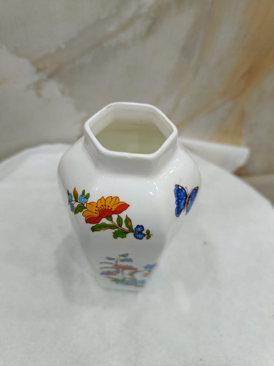 فازة تحفة طولها 14cm