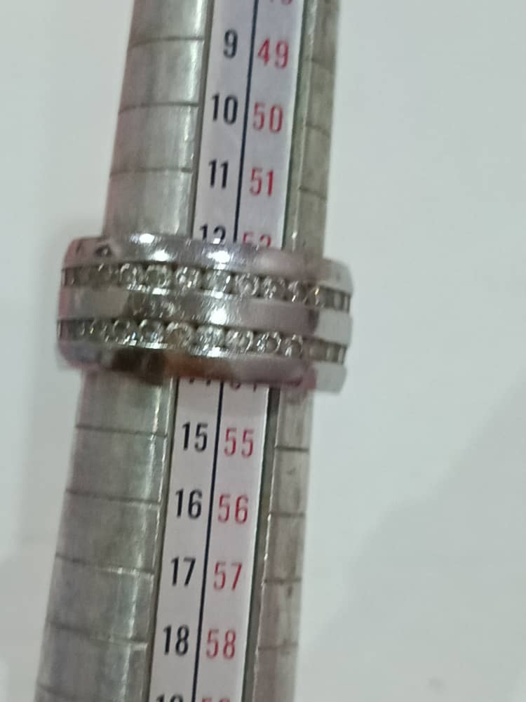 خاتم نسائي بلاكي أبيض