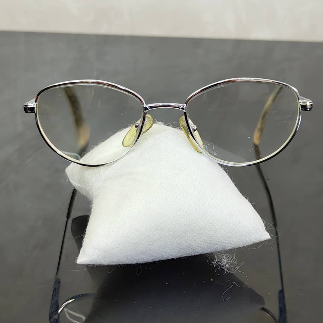 Cadre du lunette femme original 
50/17
Prix 5500