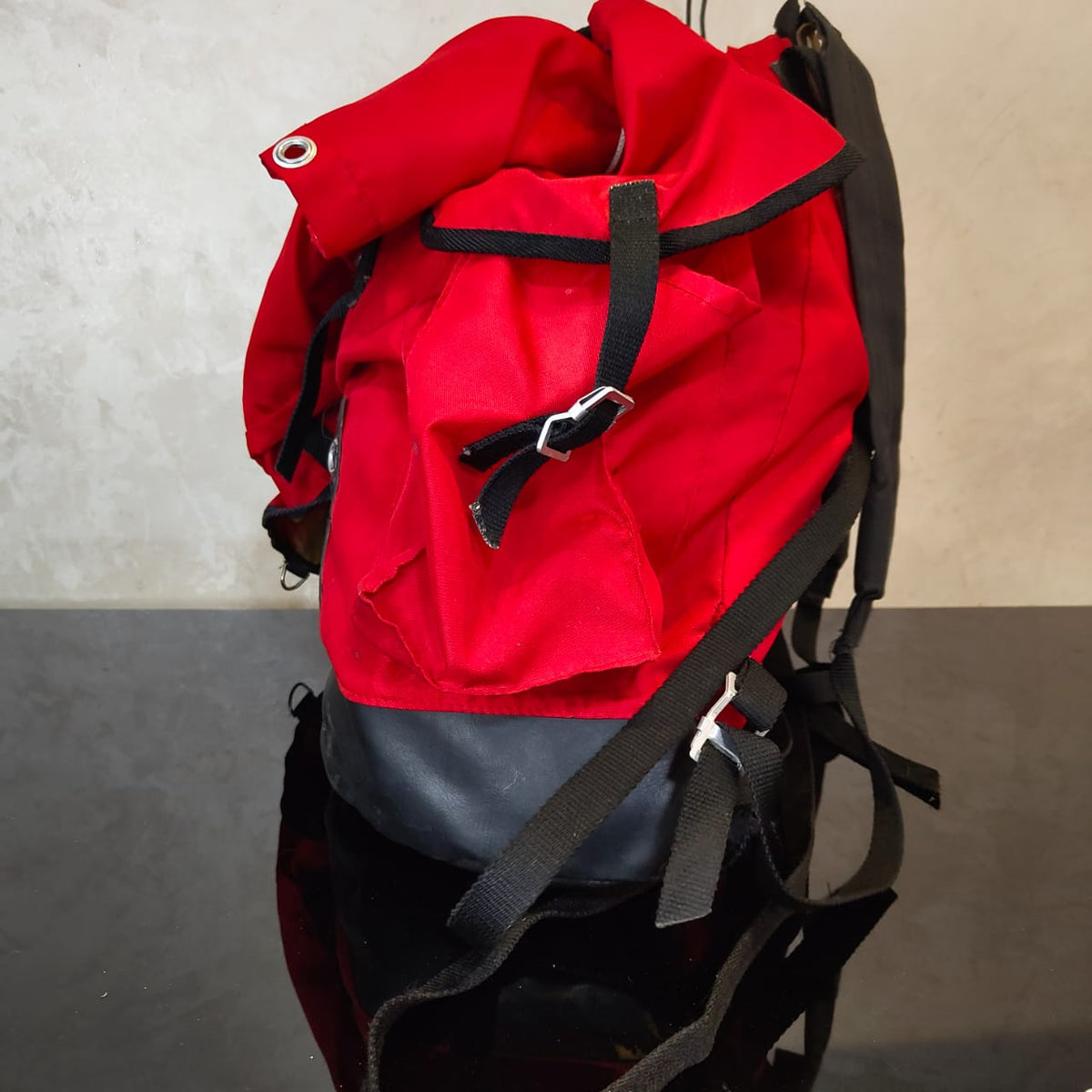 Grand sacodeu 
60/40cm
Prix 7000