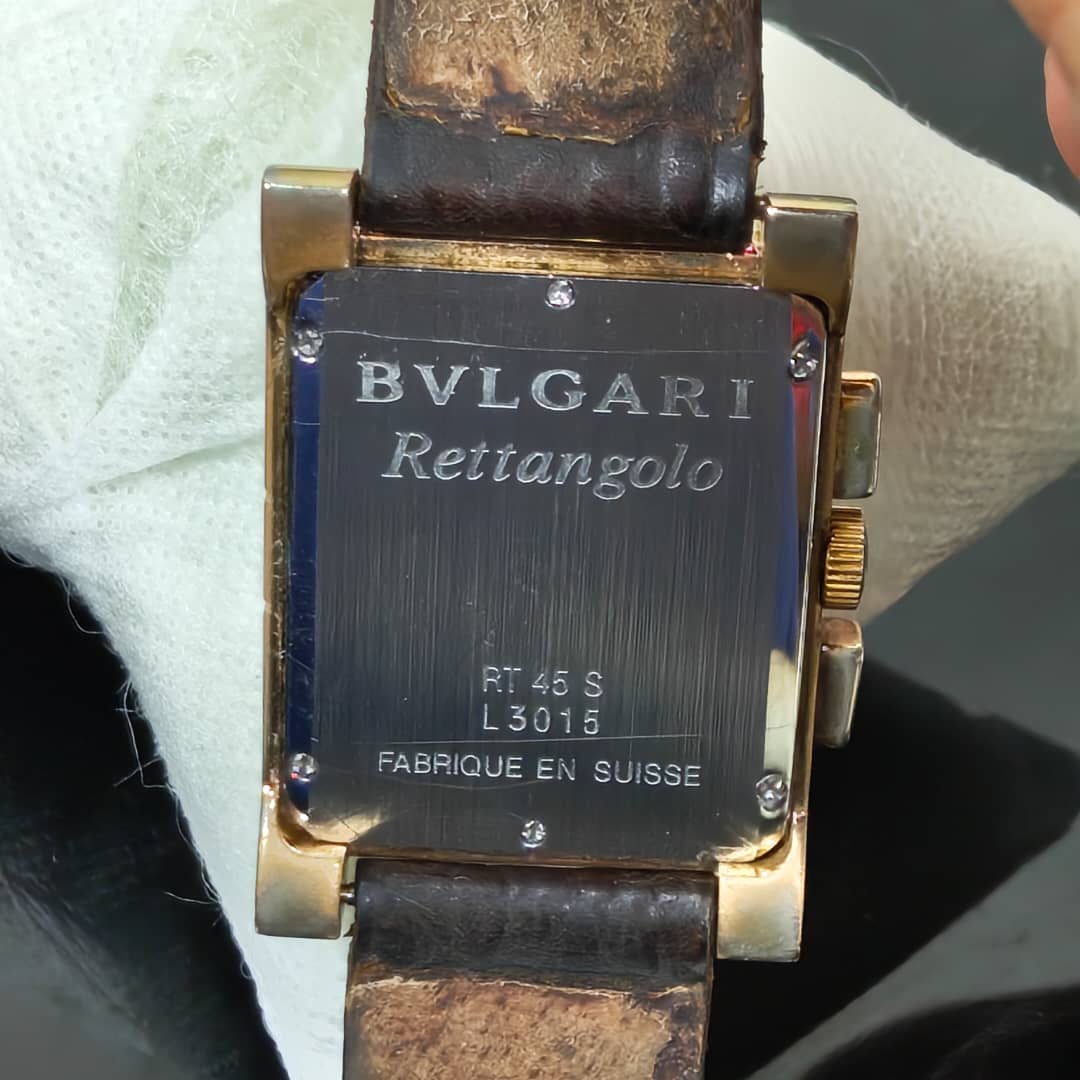 Montre bvolgari chronographe Quartz original /  ربع ملاين ونص
40mm
Prix 45000