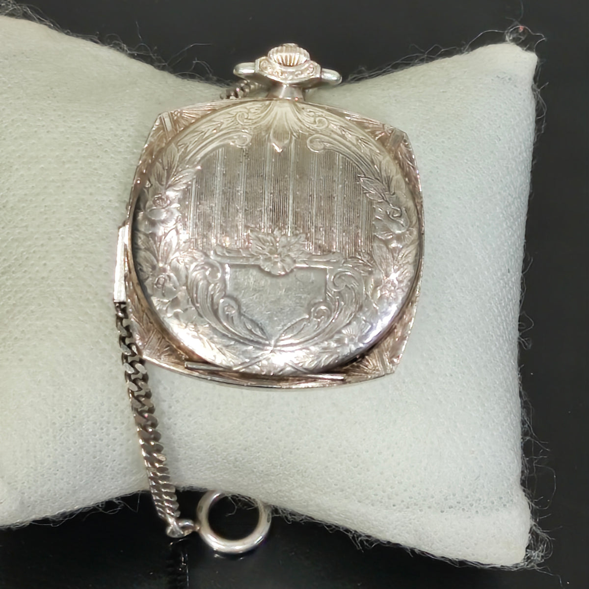 Montre gousset pax argenté mécanique vintage عاطلة
سعر 5000