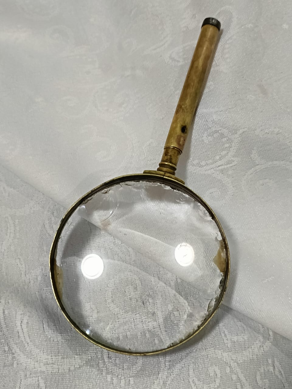Loupe ancien cuivre 
خدوش في العدسة 22cm/10cm