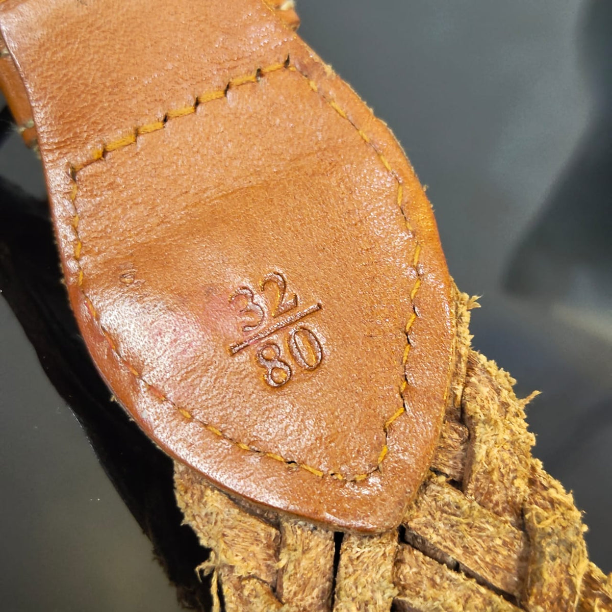 Ceinture en cuir original 92cm
السعر( 550 ألف )