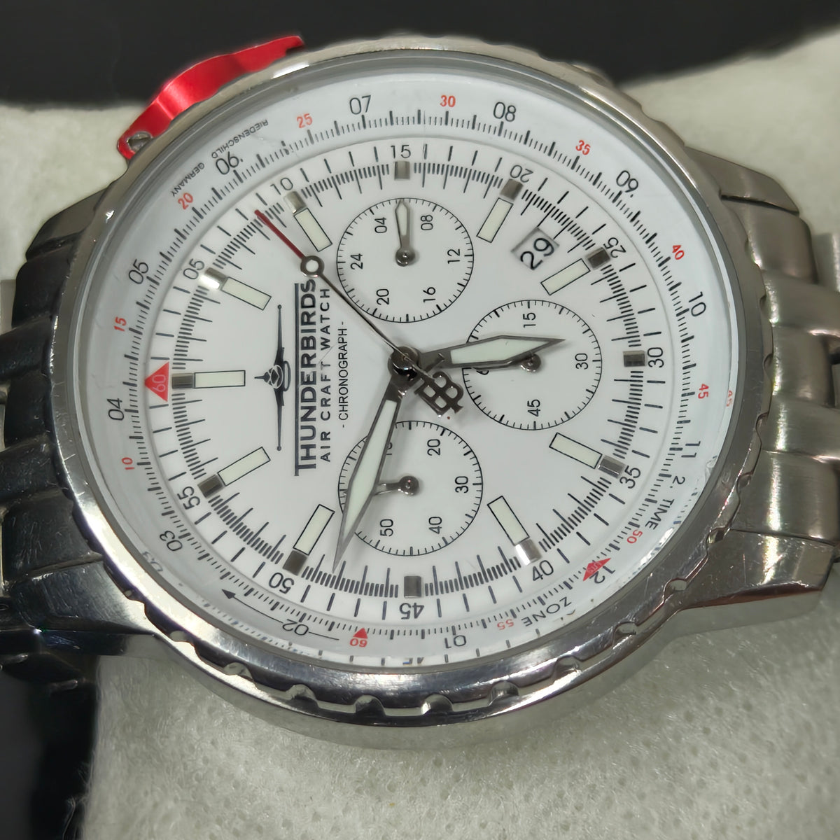 Montre Thunderbirds air craft watch chronograph quartz original/ثلاثة ملايين 
40mm
Prix 30000