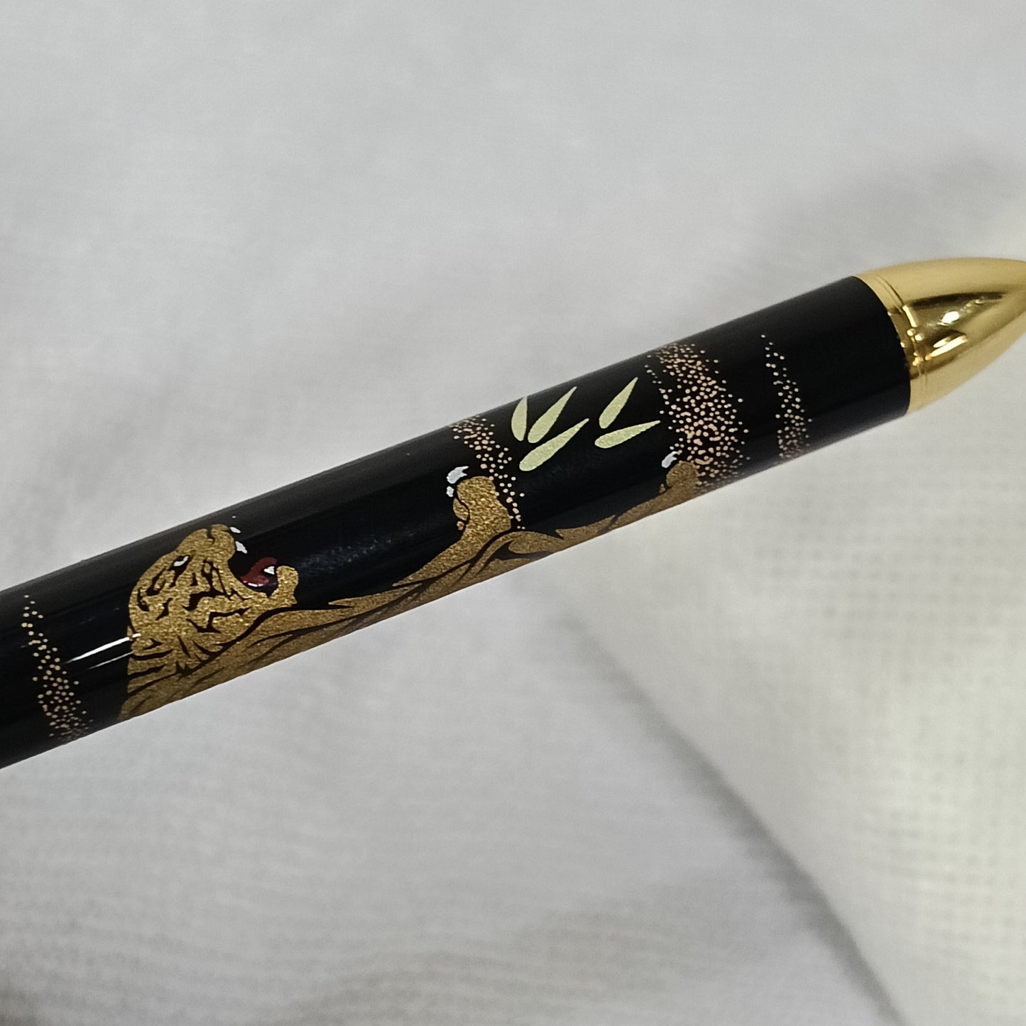 Stylo pilot japanرسومات ذهب