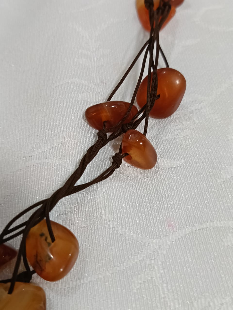 عقد بحجر عقيق كبدي طوله مغلق 30cm