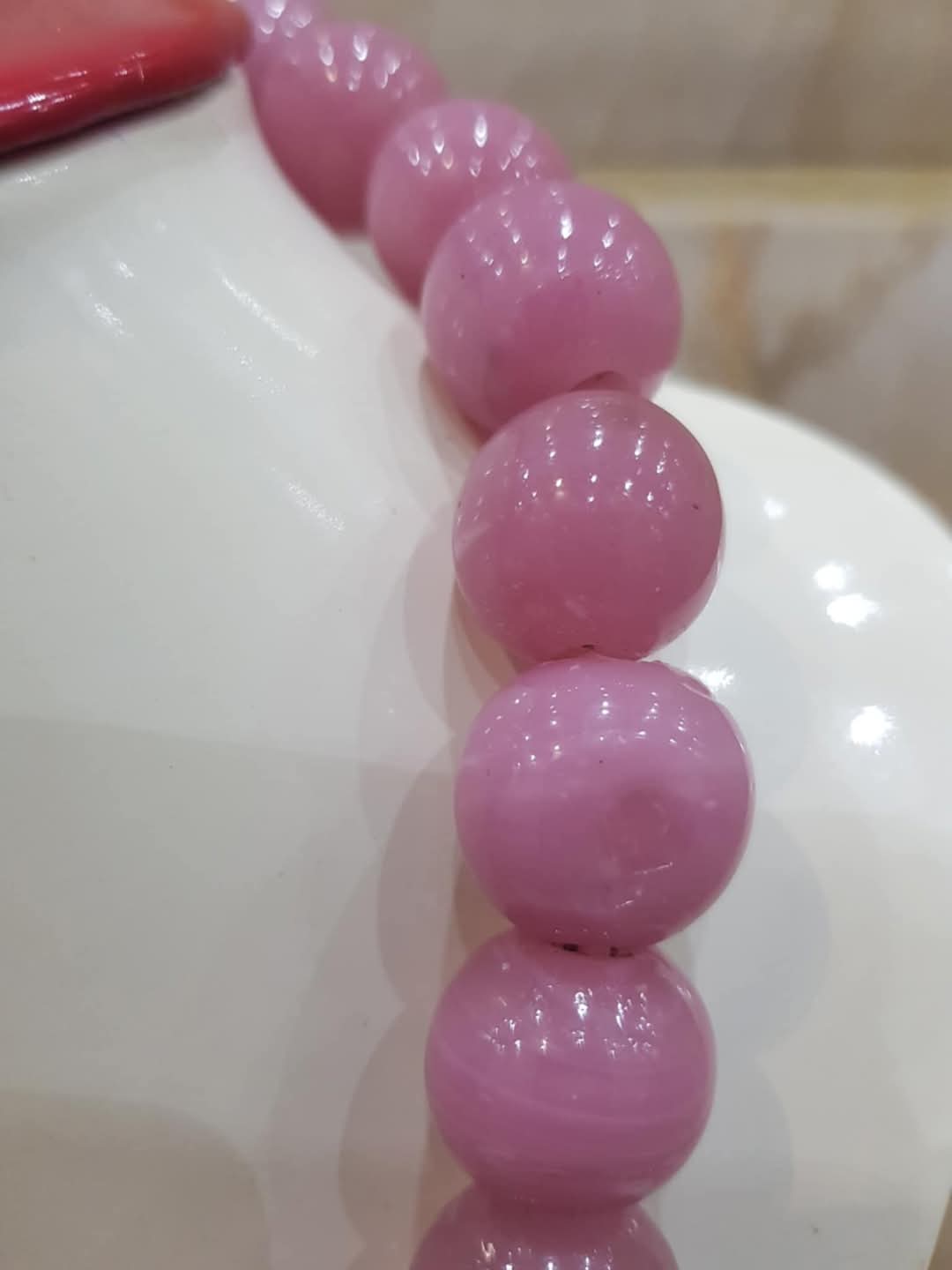 عقد من عقيق وردي طوله 22cm
